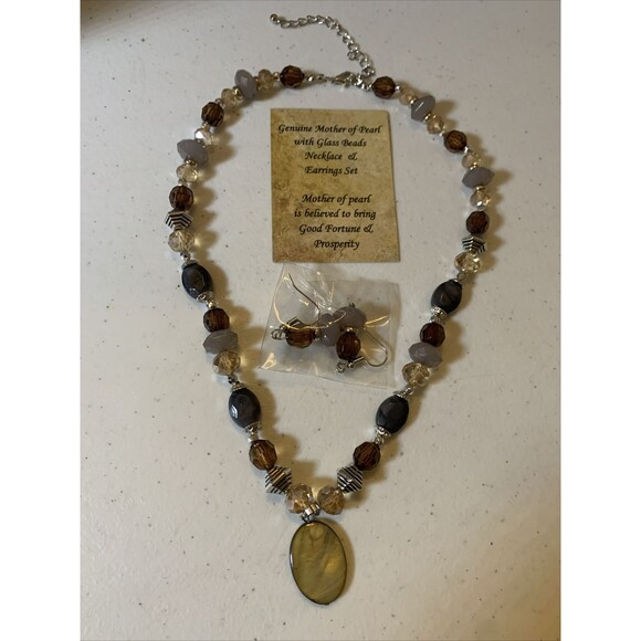 Jewelry - Mother Of Pearl Necklace Earrings Set Boho Good Fortune Prosperity Earthy Beads